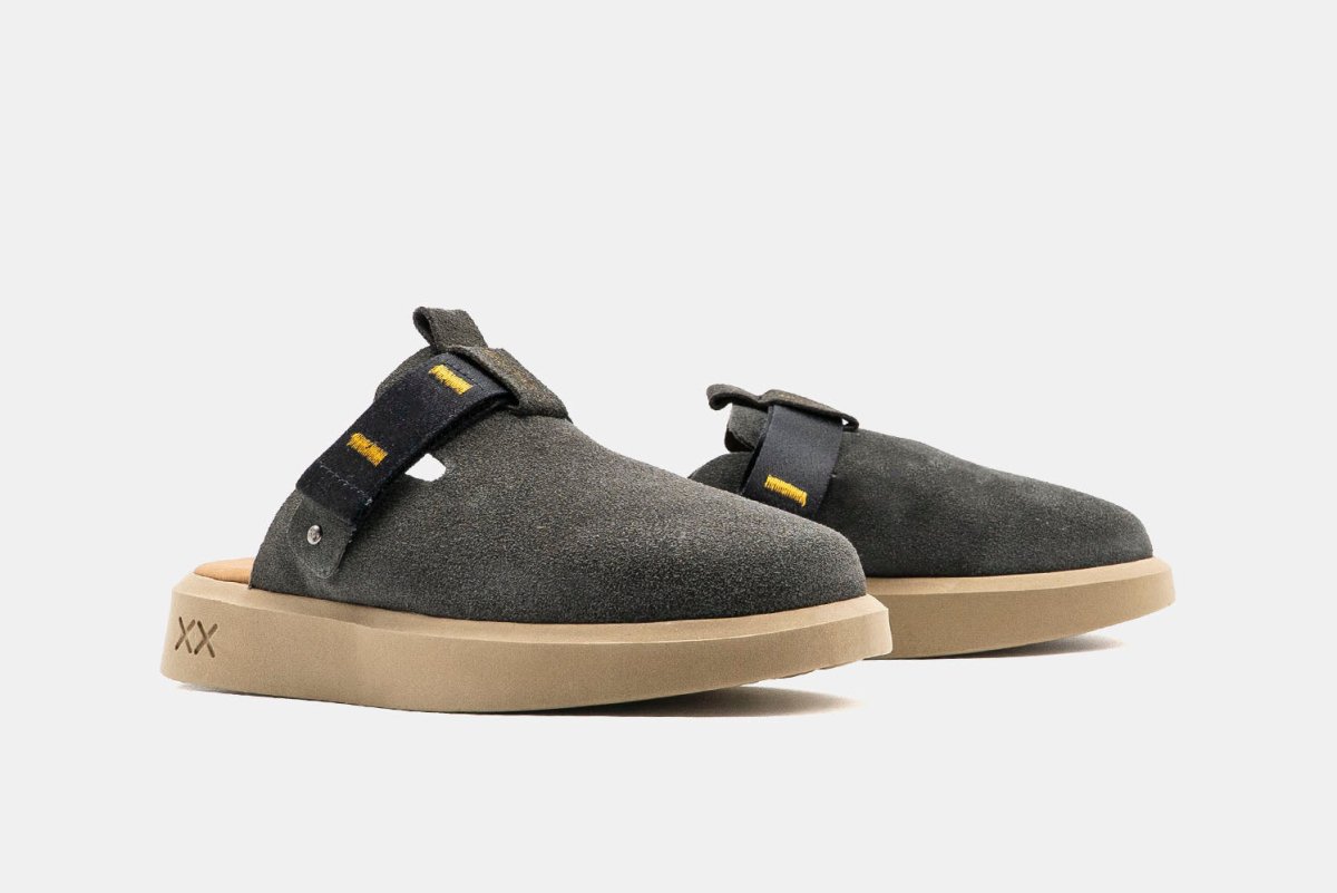 Shoes - Sueco Mujer - Oso Suede Onyx - BESTIAS