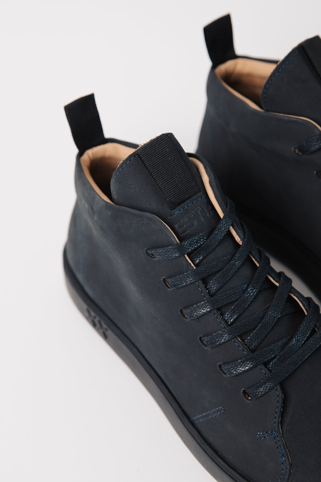 Chacal | Navy Blue