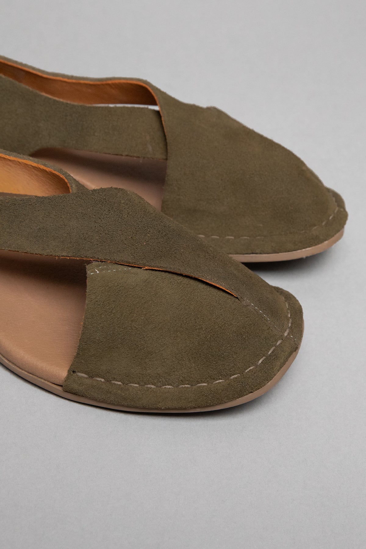 Kaia | Suede Avocado