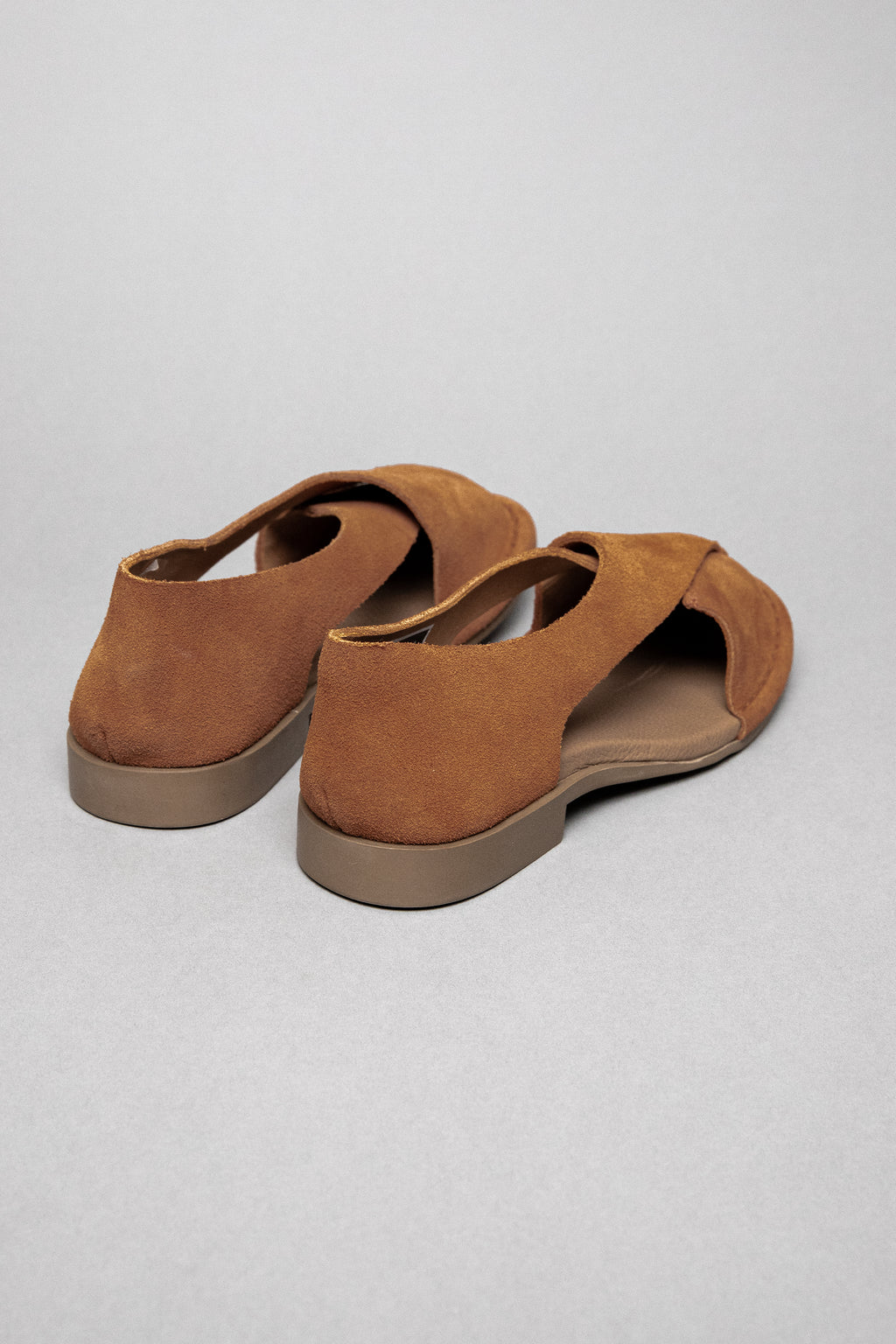 Kaia | Suede Rum