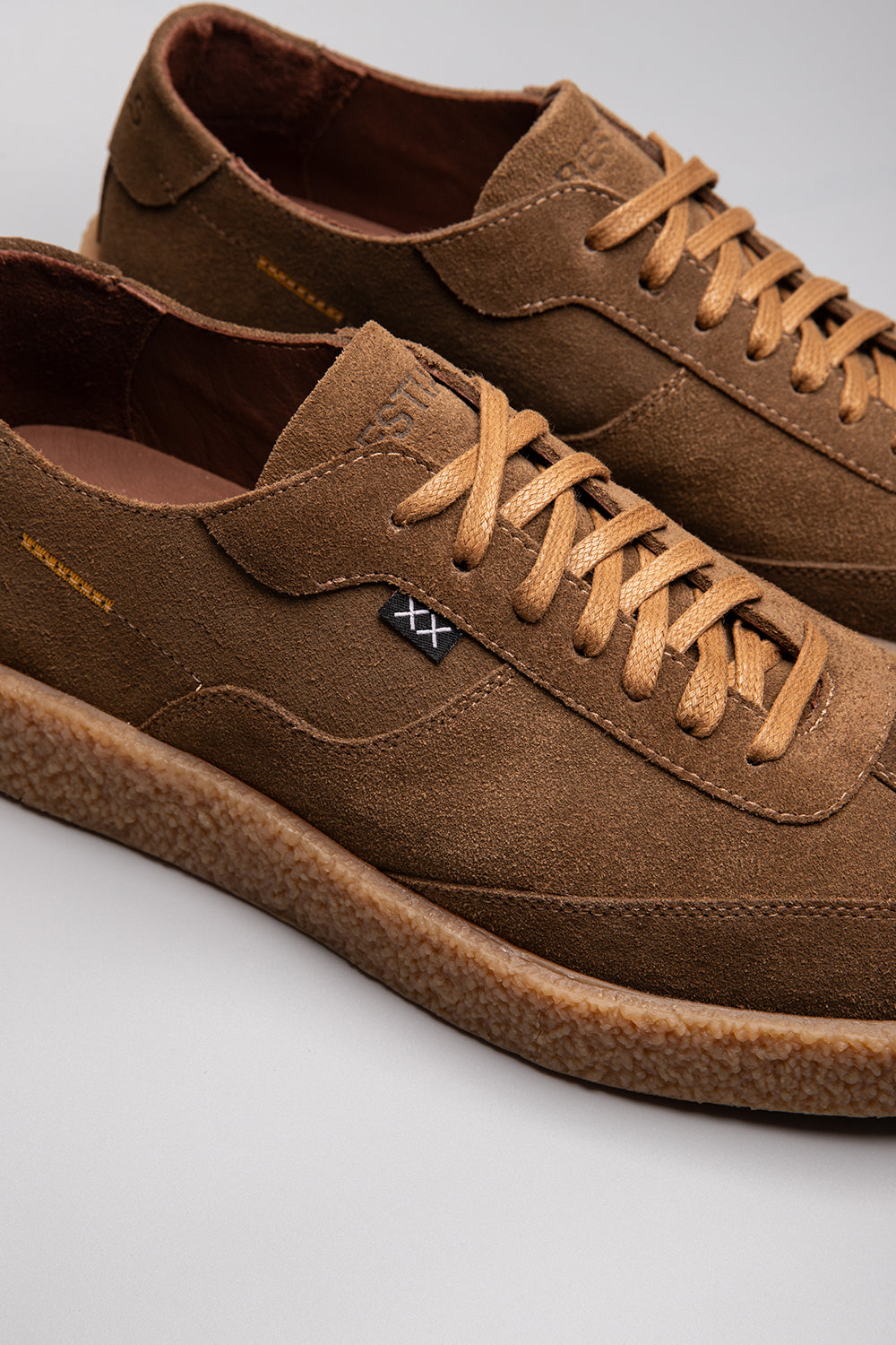 Coati | Suede Tabaco