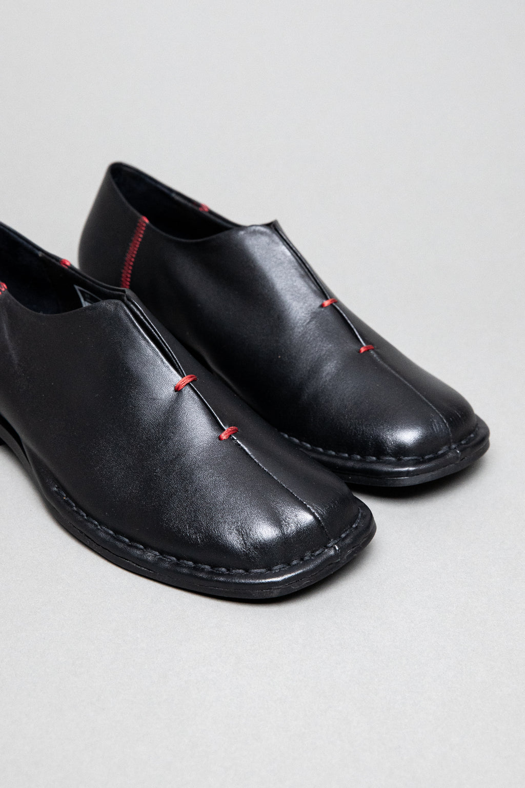 Saru | Napa Black