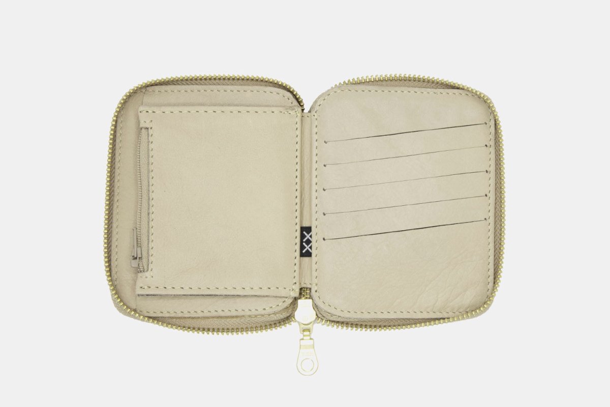 Clothing Accessories - Billetera - Mini Zip Luna - BESTIAS