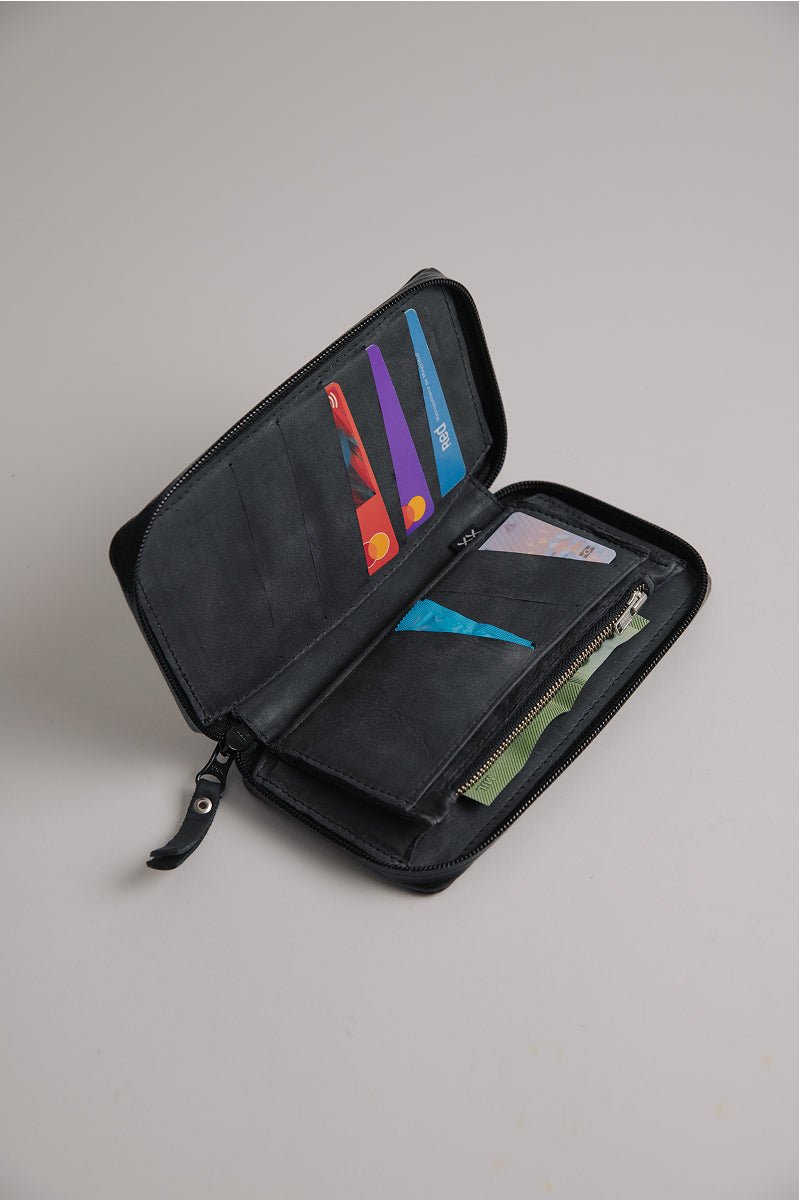 Clothing Accessories - Billetera - Zip Black - BESTIAS