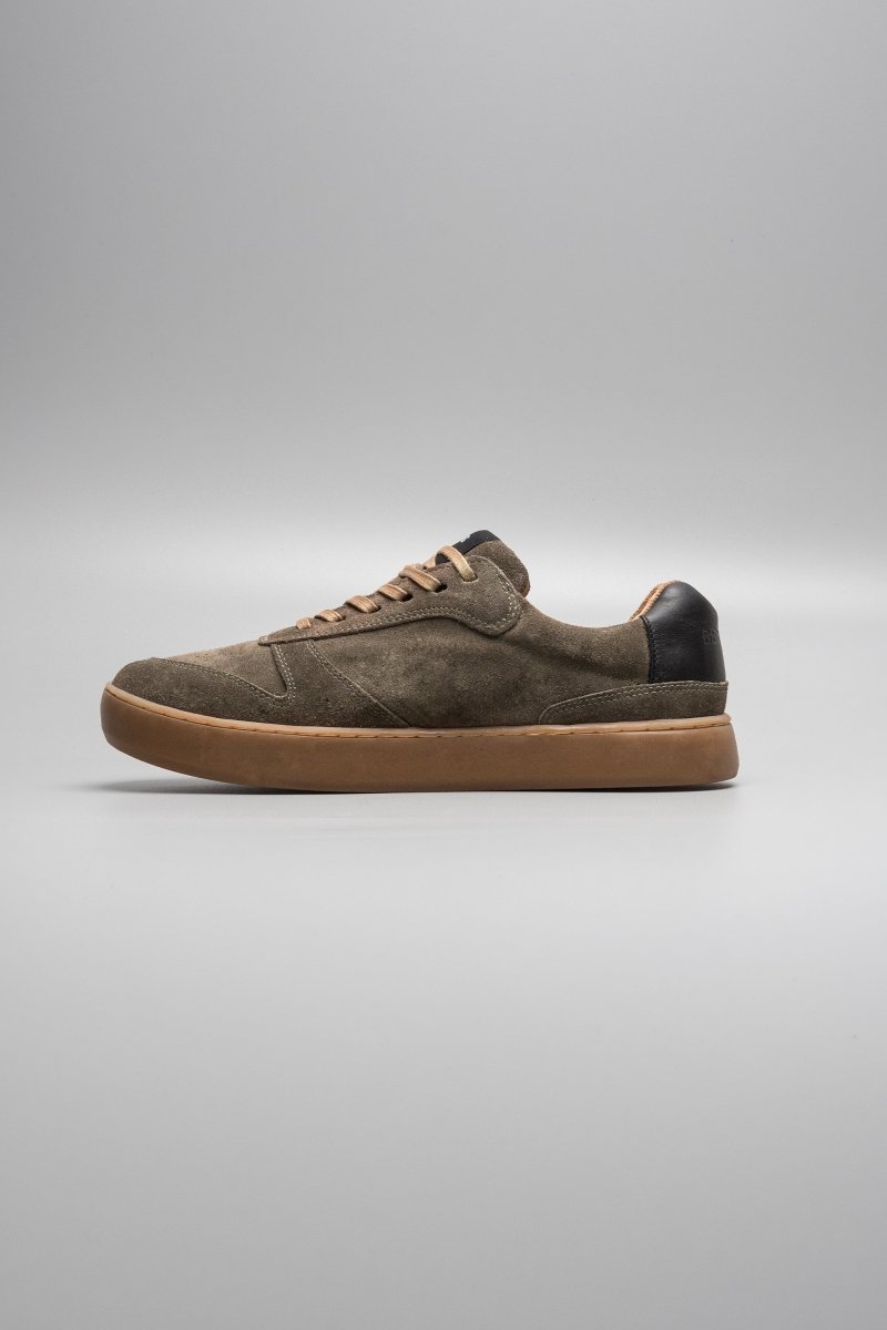Shoes - Bora | Suede Plutón / Gum ♂ - BESTIAS