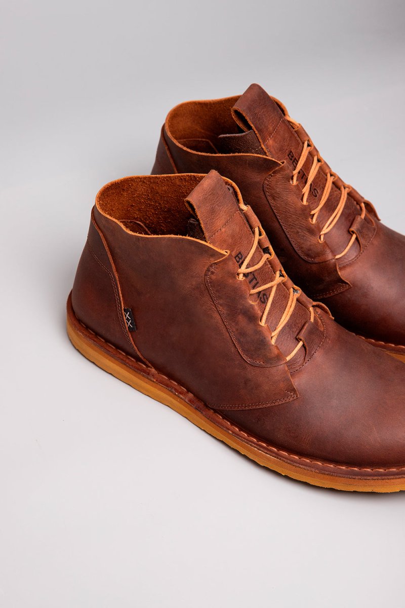 Shoes - Botín Hombre - Dingo Natural Moca - BESTIAS