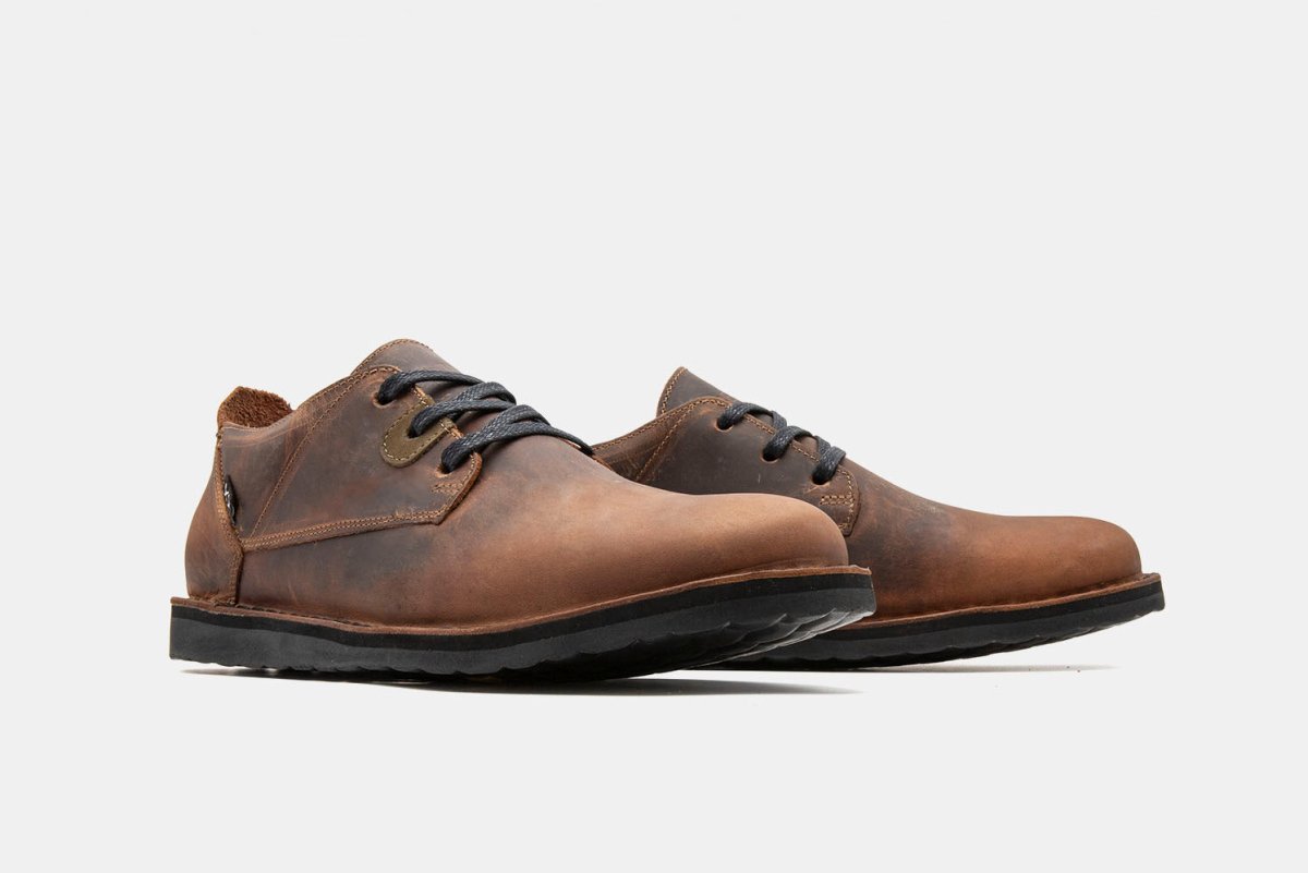 Shoes - Botín Hombre - Pudú Low Pull Up Brown - BESTIAS