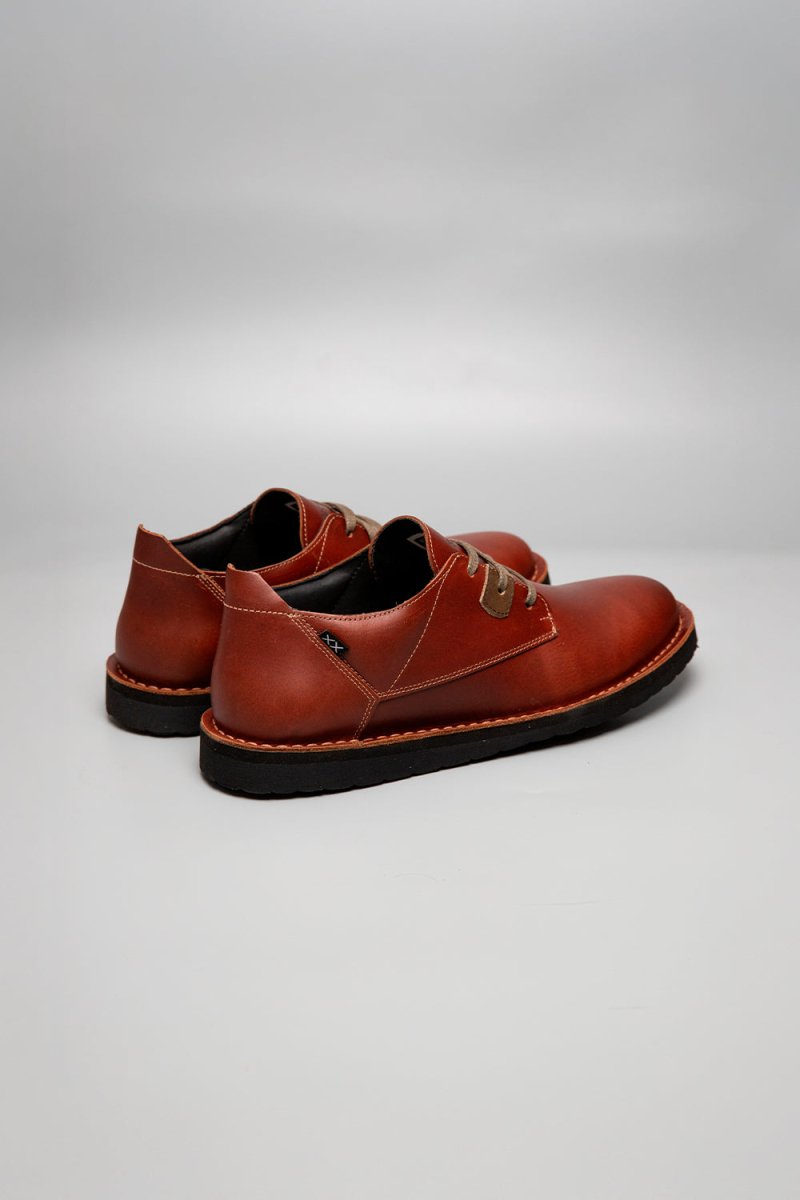 Shoes - Botín Hombre - Pudú Low Pull Up Brown - BESTIAS