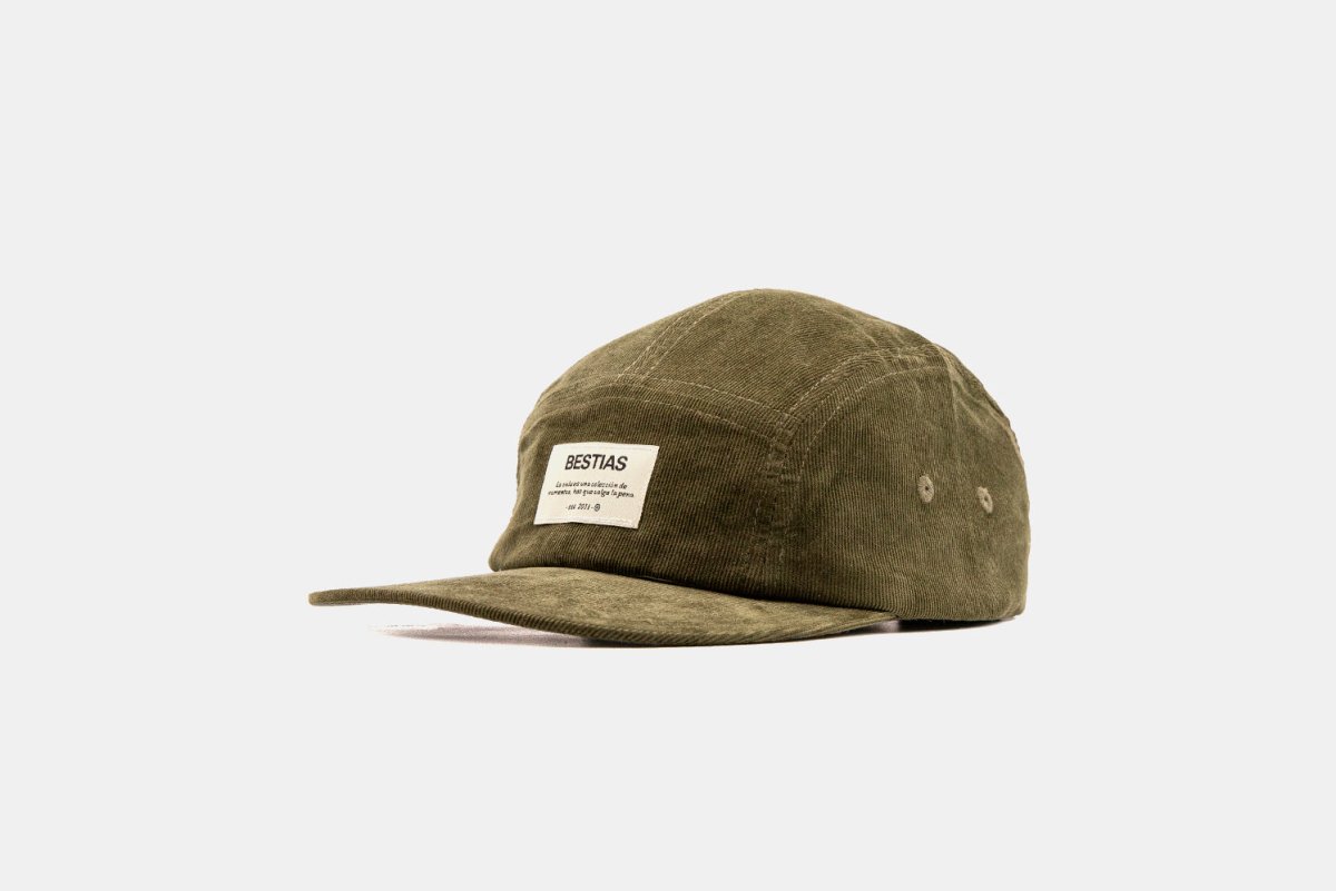 Jockey 5 Panel - Oliva — Bestias