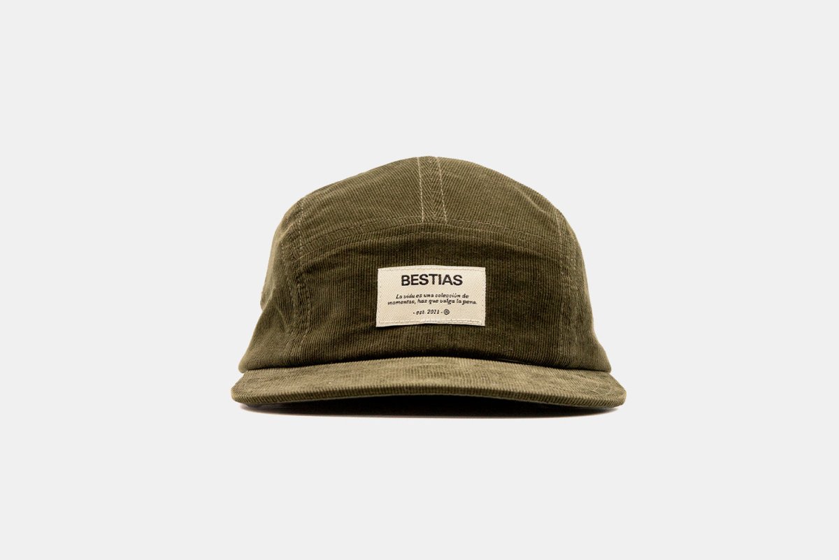 Jockey 5 Panel - Oliva — Bestias