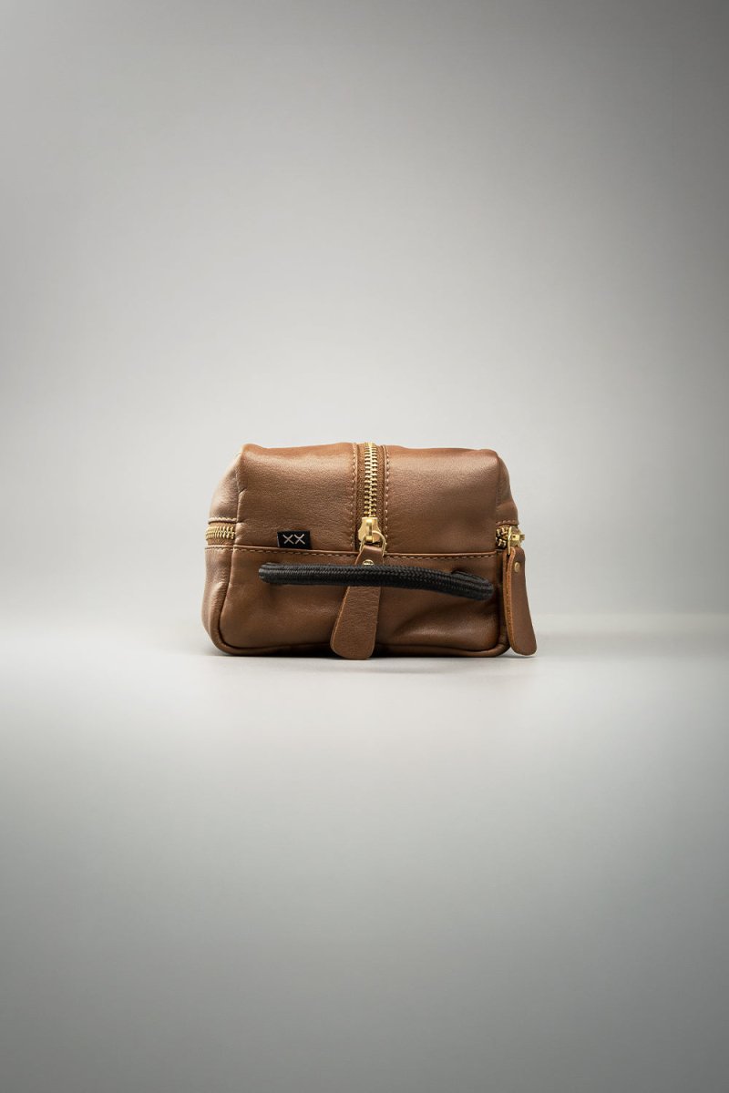 Bolsos, billeteras y estuches - Neceser - Grifo Café - BESTIAS