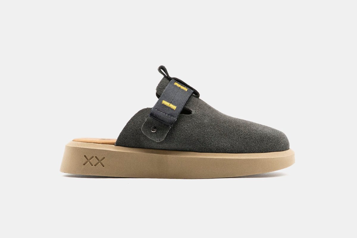 Shoes - Sueco Mujer - Oso Suede Onyx - BESTIAS