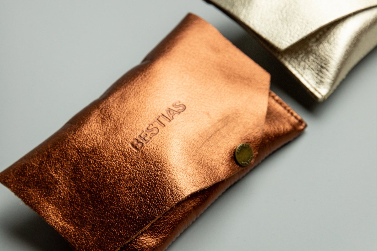 Clothing Accessories - Tabaquera Cobre - BESTIAS