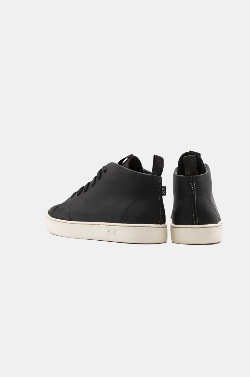 Shoes - Zapatilla Hombre - Chacal Black - White - BESTIAS