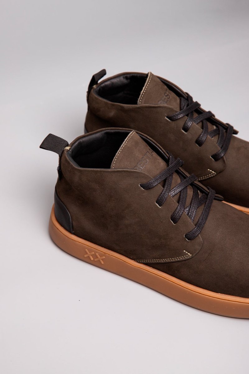 Shoes - Zapatilla Hombre - Gecko Nobuk Musgo Gum - BESTIAS