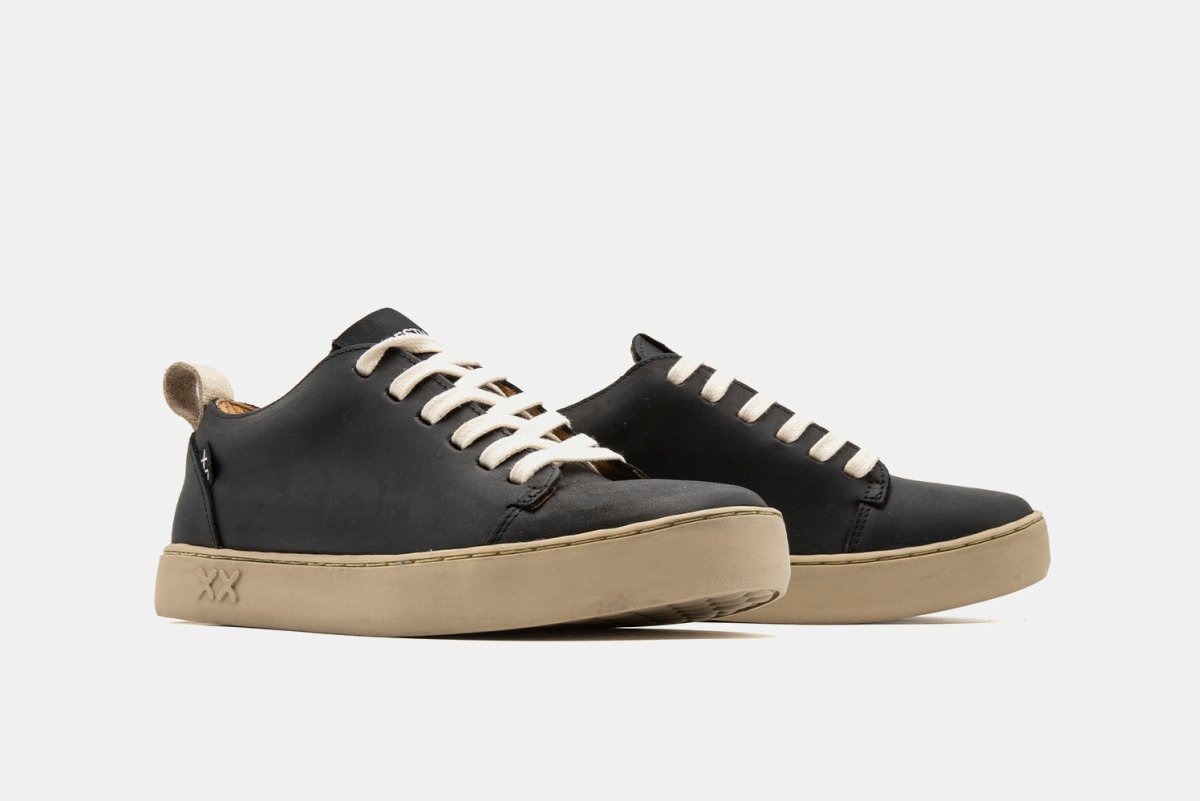 Shoes - Zapatilla Mujer - Bora Black / Gold - BESTIAS