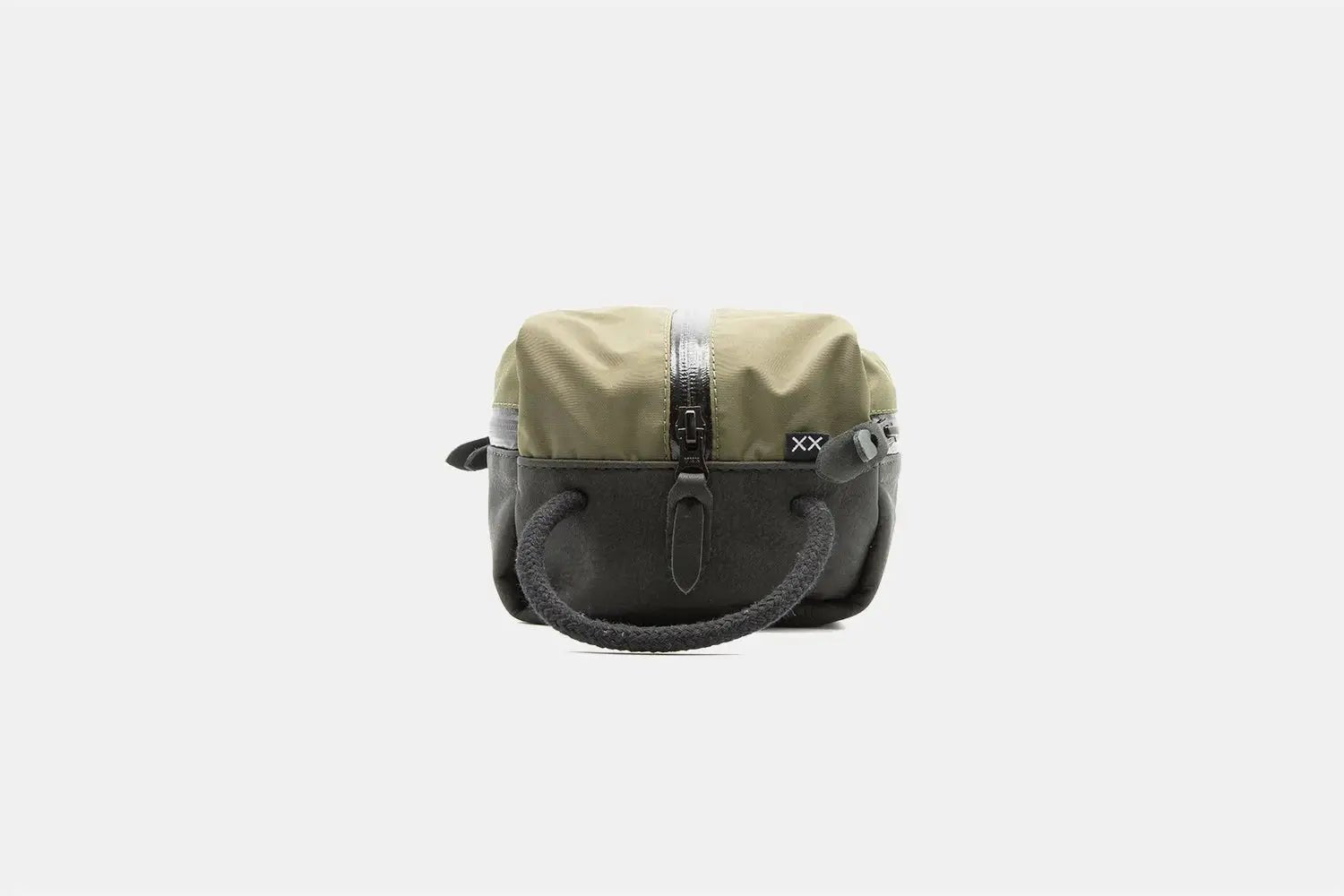 Bolsos, billeteras y estuches - Neceser - Grifo Oliva - BESTIAS