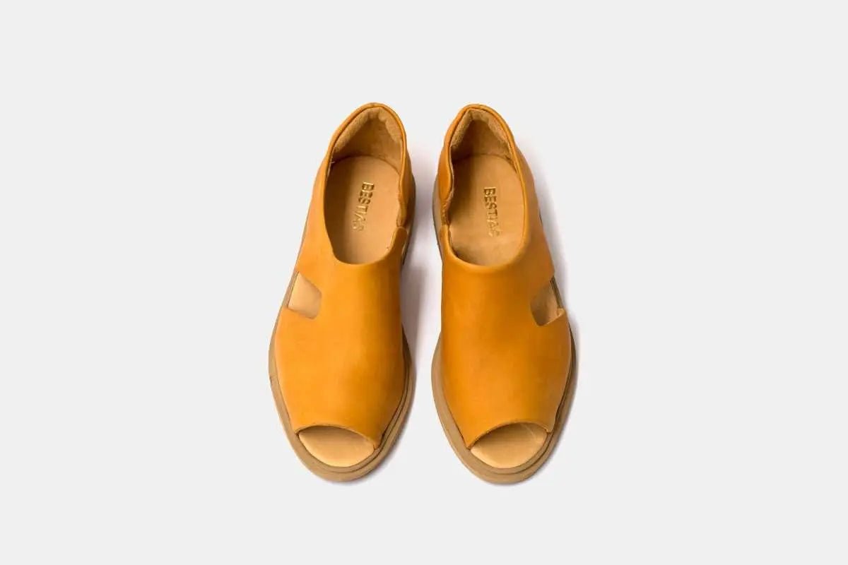 Shoes - Sandalia Mujer - Cebu Mostaza - BESTIAS